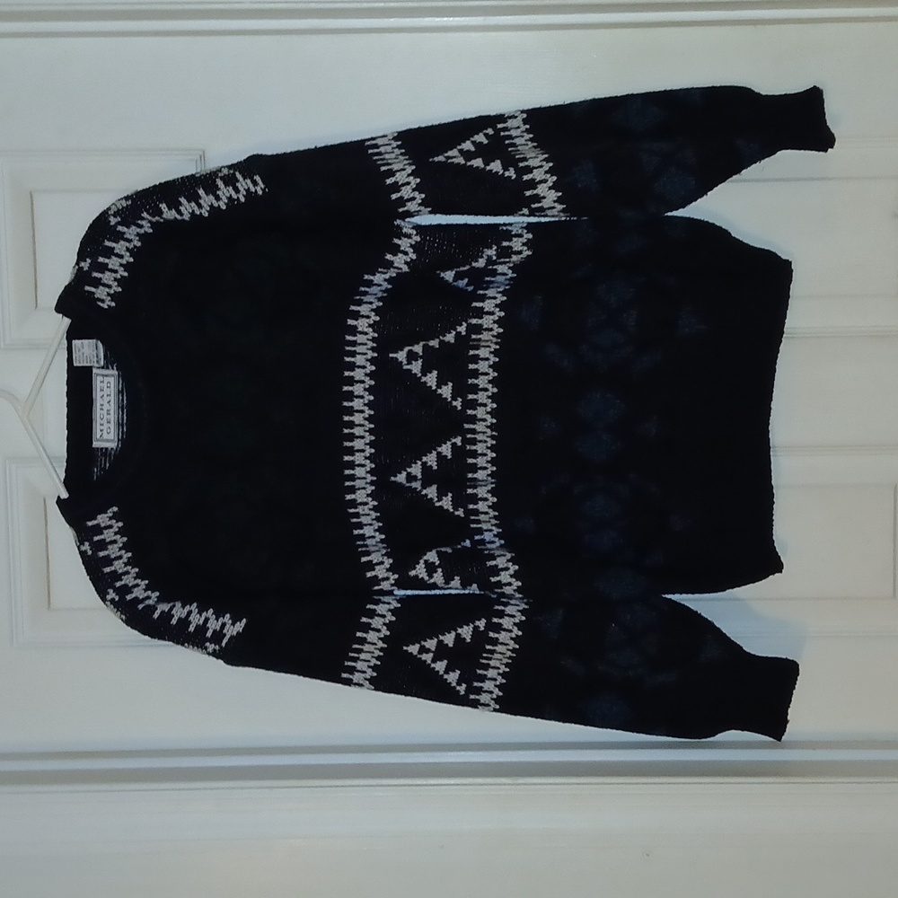 Michaels Men's Black and White Geometric Sweater